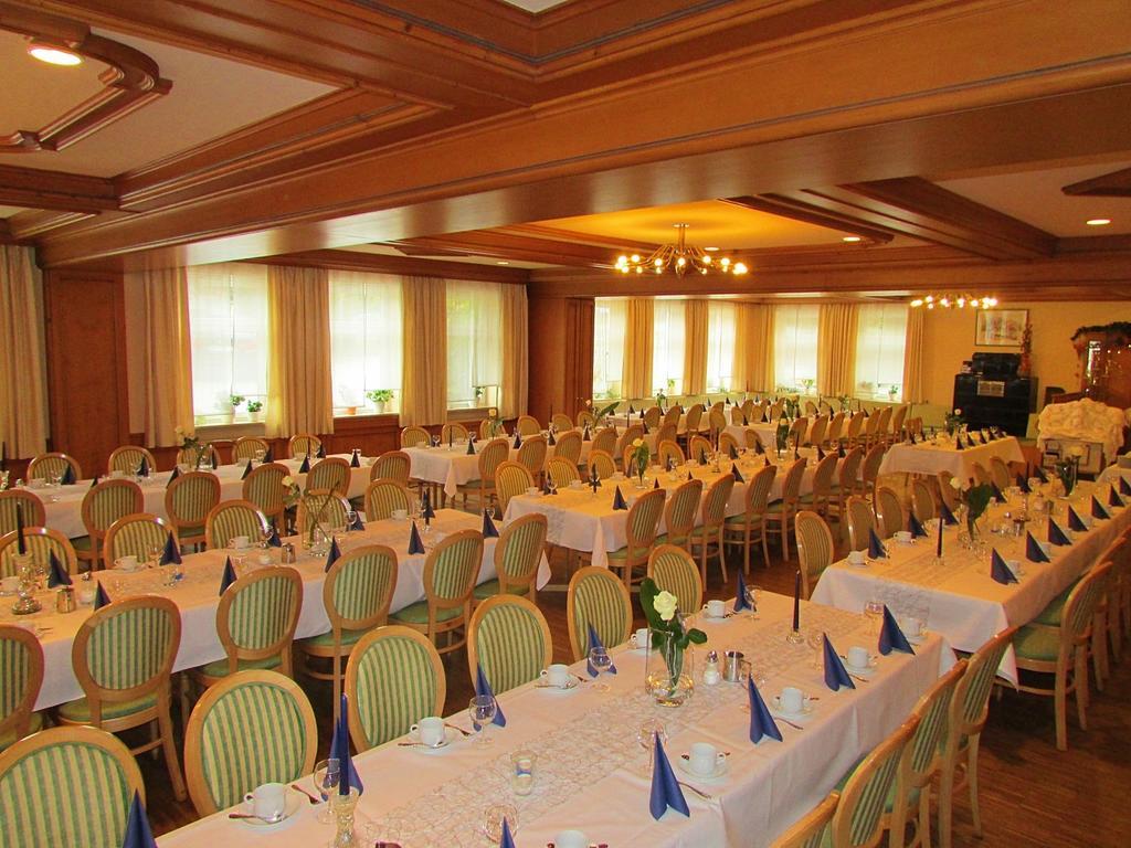 Landhotel Zum Boehm Рот Экстерьер фото